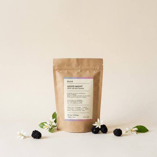 Infusion rooibos Good Night de Bothé — sachet et bouteille sur fond crème